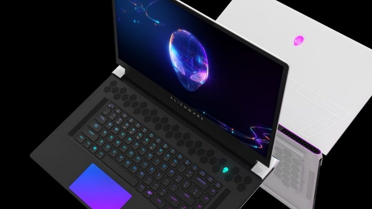 Unboxing and reviewing the Alienware x15 r2.