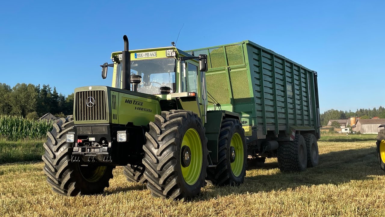 Ganzpflanzensilage mit MB trac 1400 turbo