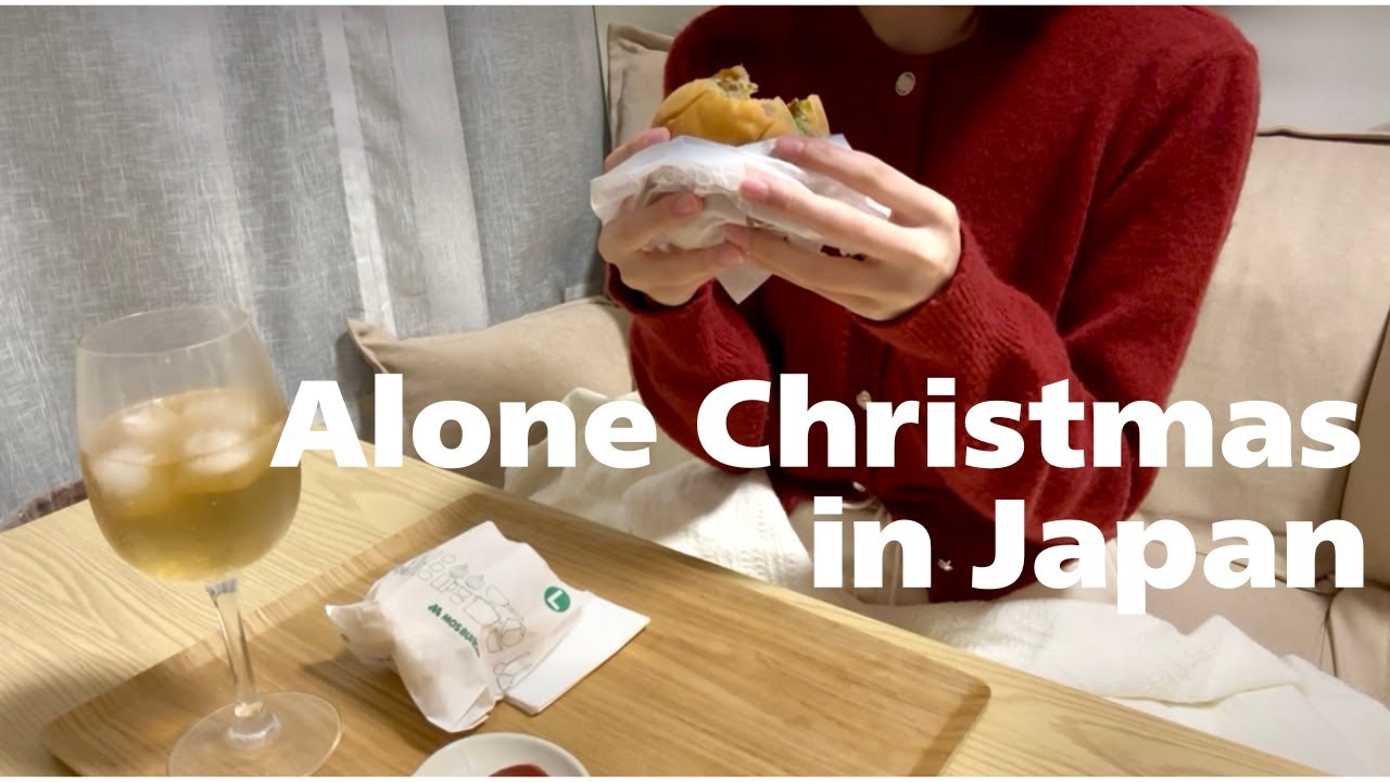 Alone Christmas in Japan | After working, MOS BURGER, Candle yoga, Cakes