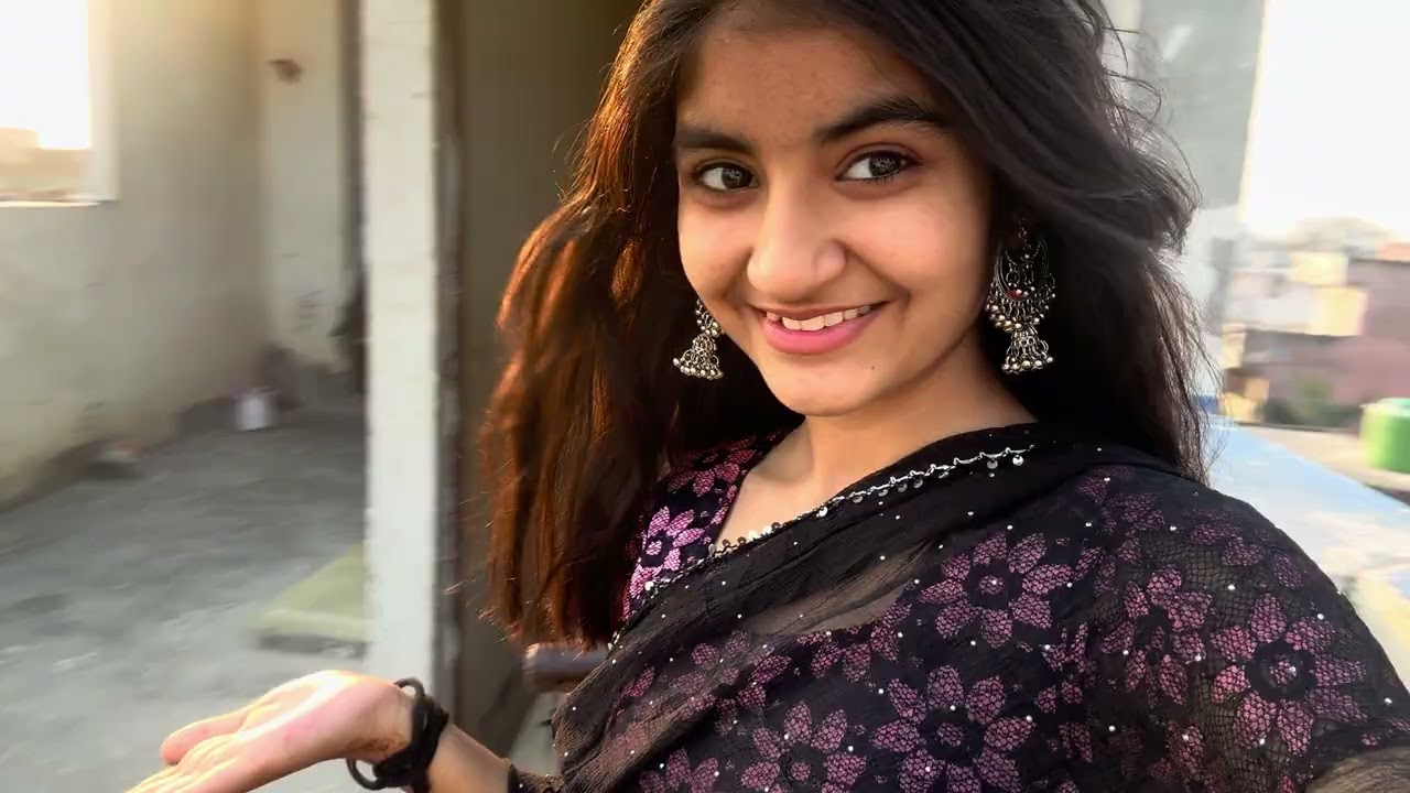 Kesa laga aaj ka meraa look