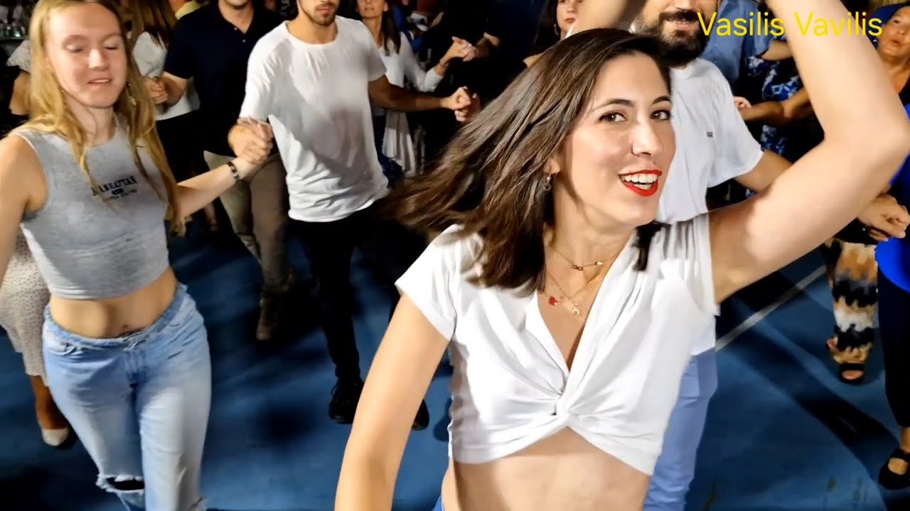 Γλεντάμε παντα παραδοσιακά - Αντάμωμα Πελοποννησίων Χολαργού Παπάγου- Κατερίνα Κατσίγιαννη: