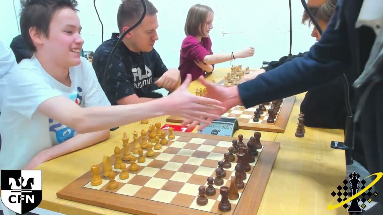 Incredible game! FM  A. Usov (2532) vs Ponomarev E. (2382). ПШС. Blitz