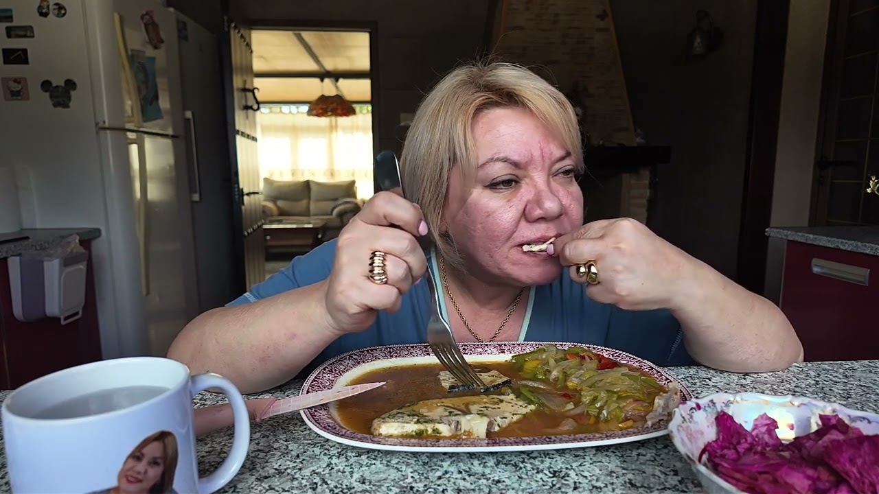 МУКБАНГ 🍽 СЛАБОНЕРВНЫМ ПРОШУ УДАЛИТЬСЯ. ВЗЯЛАСЬ ЗА СТАРОЕ. ПРИ ВИДЕ ЕДЫ ТЕРЯЮ РАЗУМ.