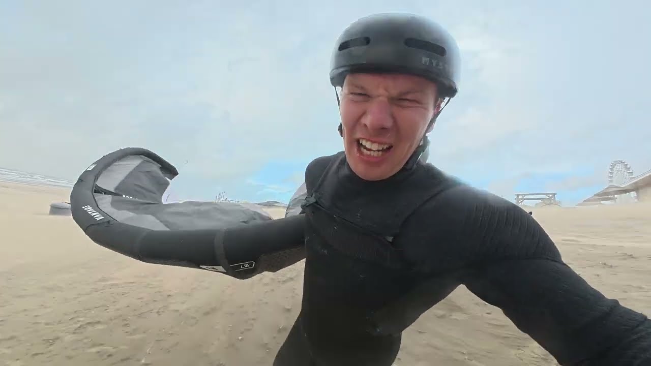 AUTUMN STORM GUSTING 50KNOTS 7M2 VULTURE | VANTAGE KITES