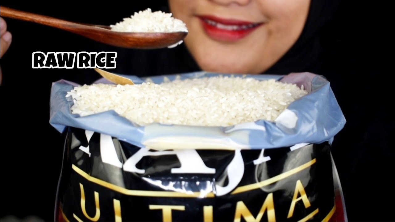 ASMR RAW RICE EATING || MAKAN BERAS MENTAH DI KARUNG PLASTIK