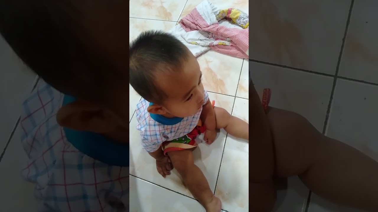 lagi masa pup gak mau ditatur, suka suka axel