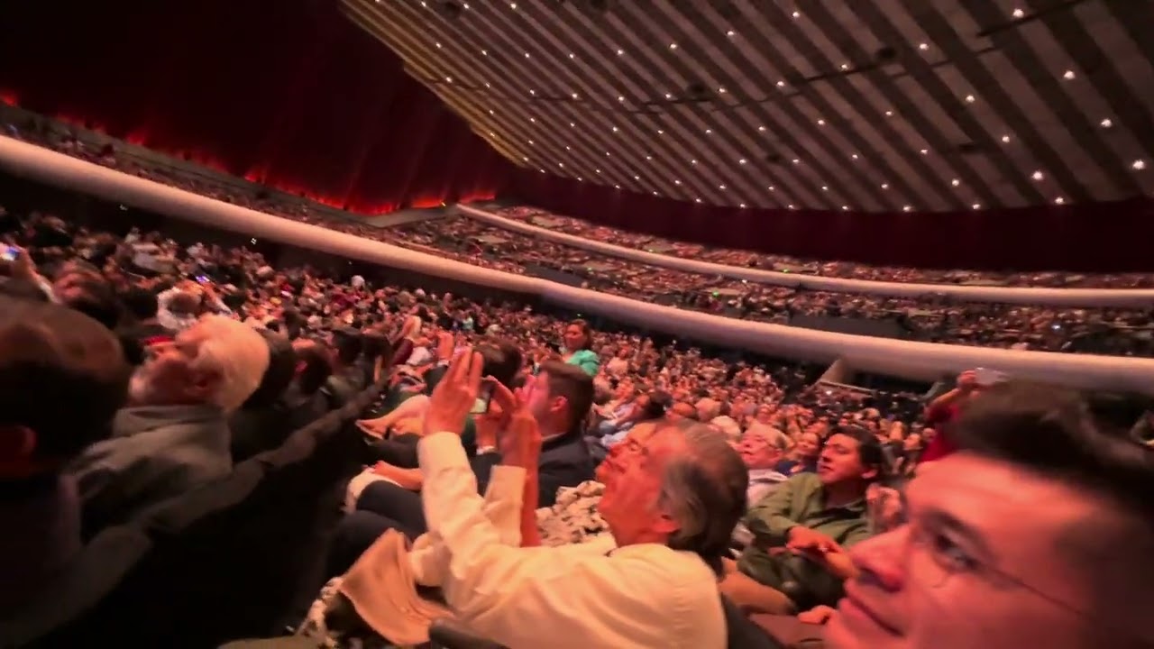 André Rieu performing Blue Danube live in Auditorio Nacional México