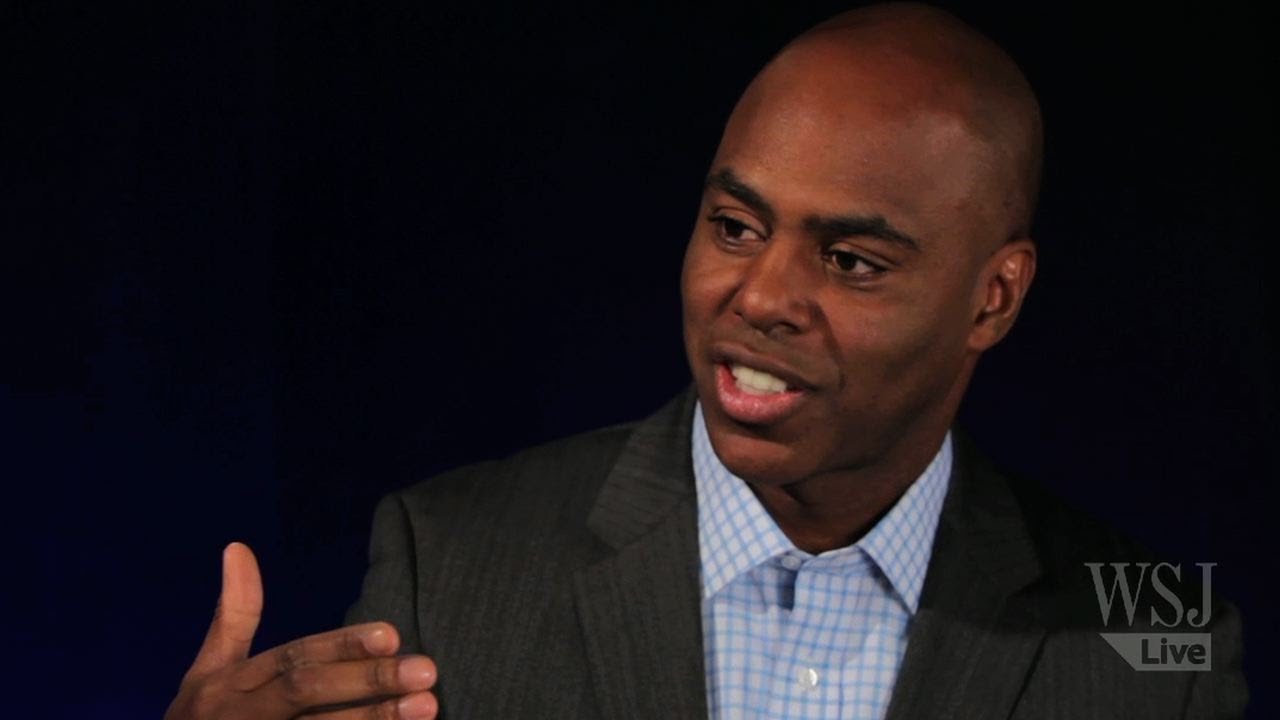 'The Insider' Co-Host Kevin Frazier On Celebrities