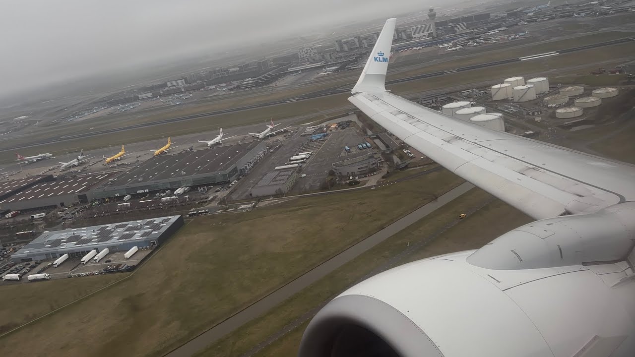 KLM 737-800 loud departure at Amsterdam Schipol Airport 