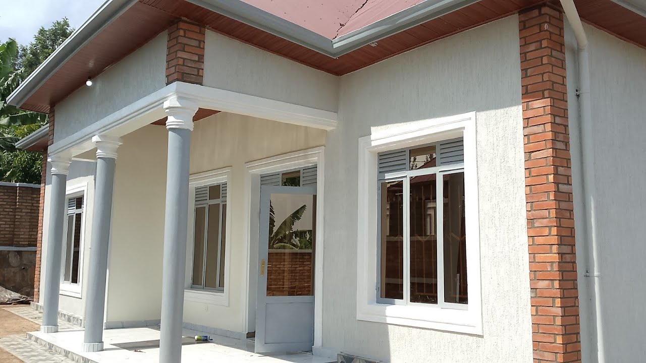 Iyinzu iragurishwa hano Rugende Yitaka hafi na centre 0785355082