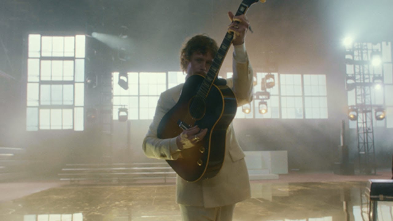 Sumbuck - Moss (Official Music Video)