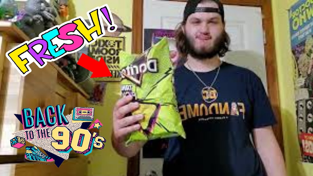 These Can Go Back to the 90's !? | Doritos Tangy Pickle Chip Review