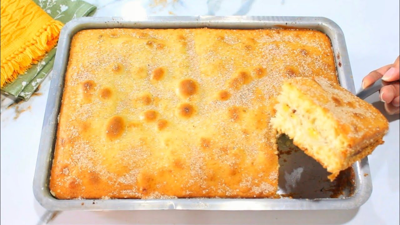 BOLO DE BANANA QUE JÁ SAI RECHEADO DO FORNO!