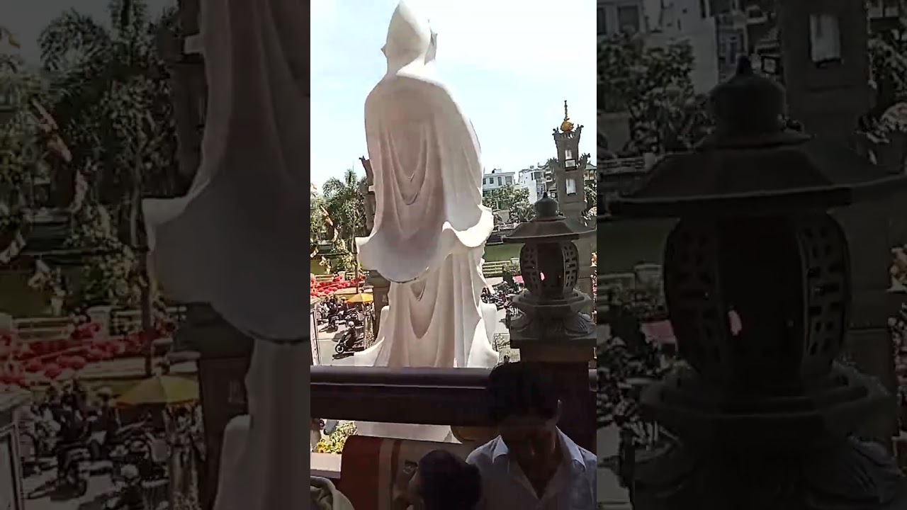 Mùng Một tết Bính Ngọ ông ngoại đi chùa Quan Âm 