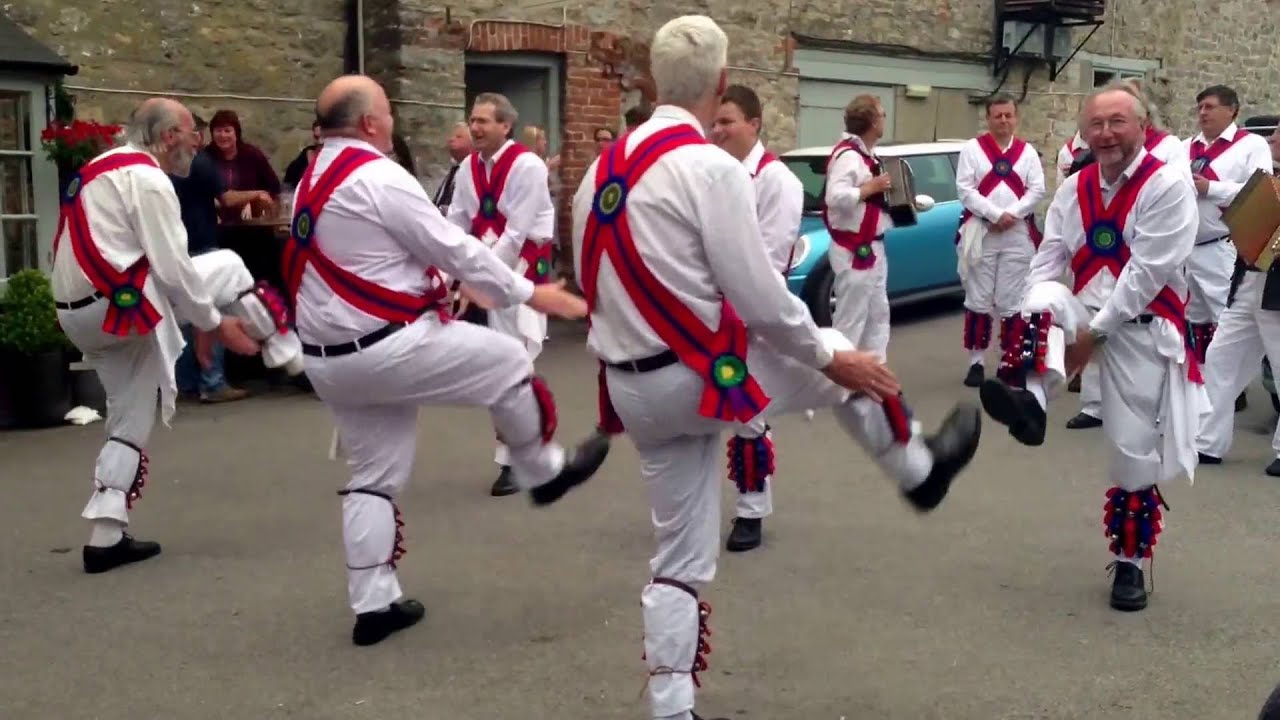 Shepherd's Hey (Adderbury) - Chalice Morris Men, 2013-06-20