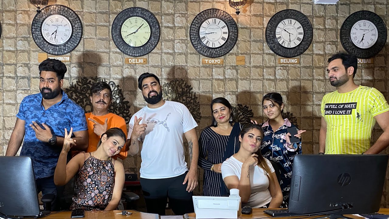 Family trip to Jim Corbett (by ArmaanMalik9)