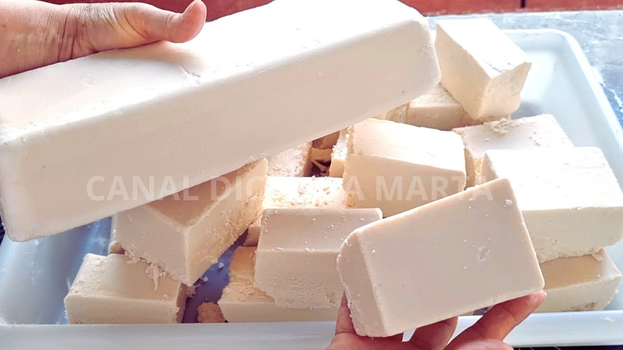 🧼Sabão Caseiro Potente – Limpa, Desengordura e Deixa as Roupas Branquinhas 💧e os Alumínios Brilhando