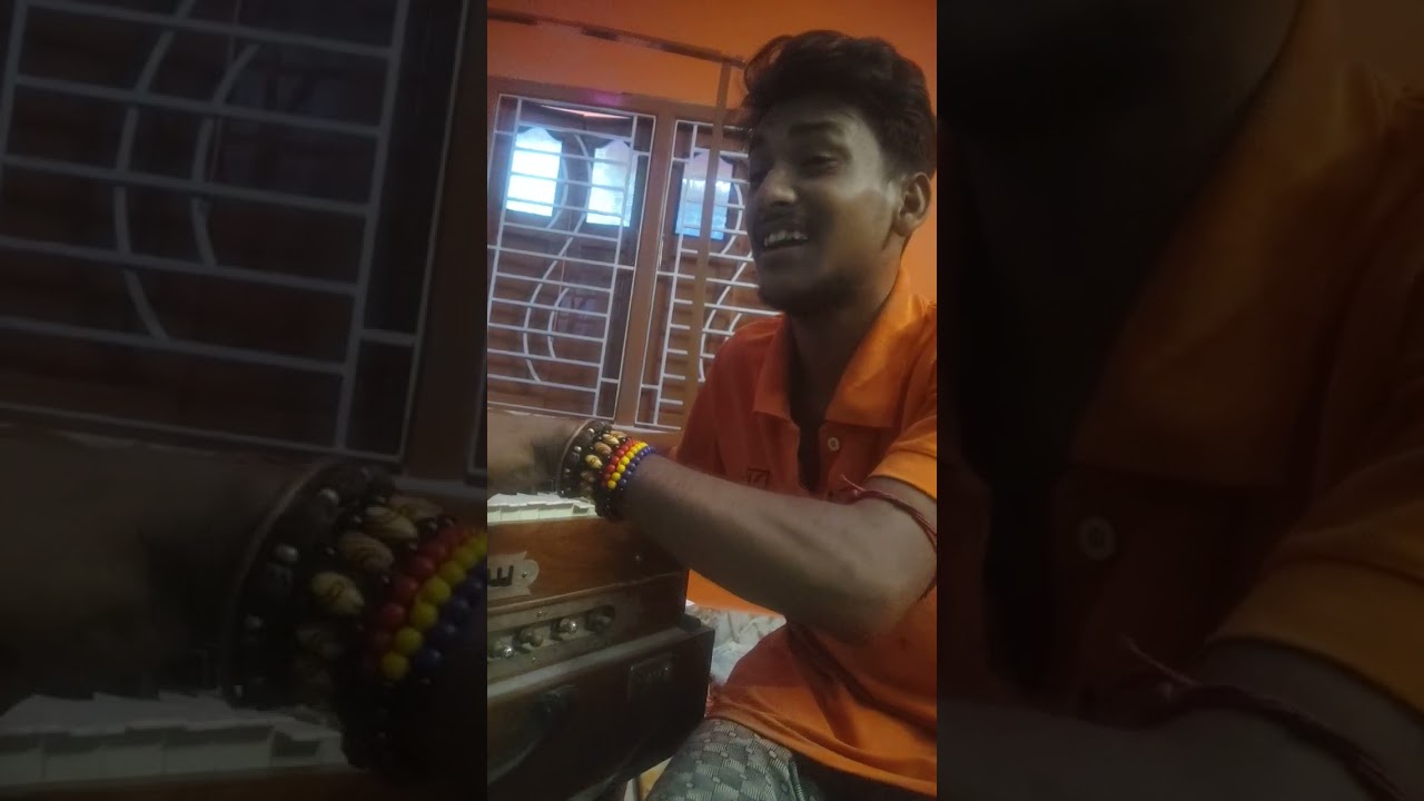 dekhecho ki take oi nil nodir dhare @subhamaysinger