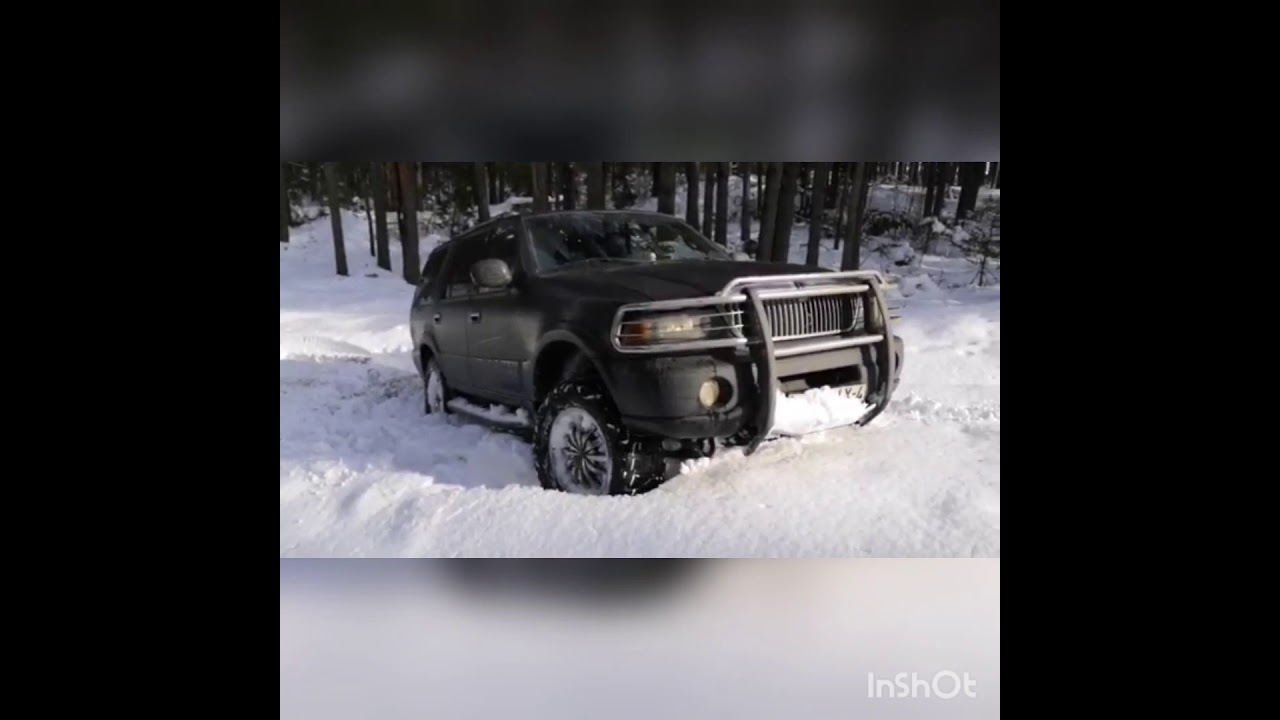 Lincoln Navigator Snow Off-road