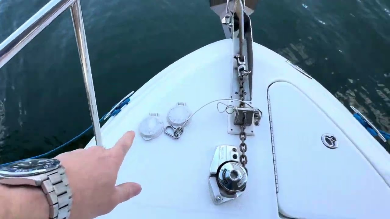 2006 Sea Ray 260 Sundancer Interior Walk Through