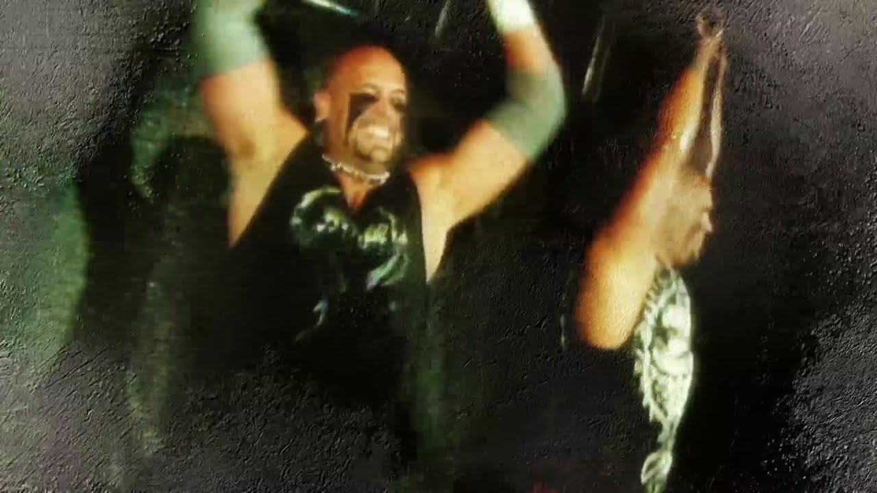 Зажигайте вместе с The Headbangers: SmackDown Live, 30 августа 2016 года