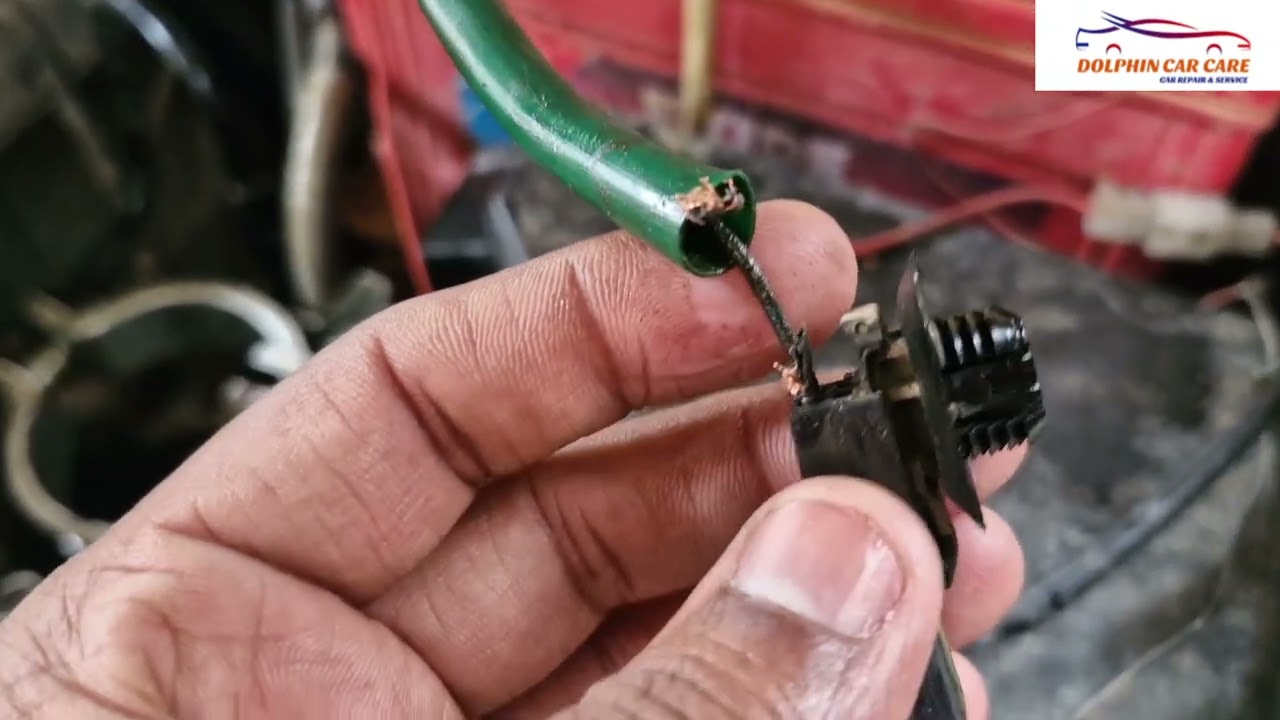 Fault code P2264 water in fuel level sensor open circuit / short to battery | scorpio mahindra