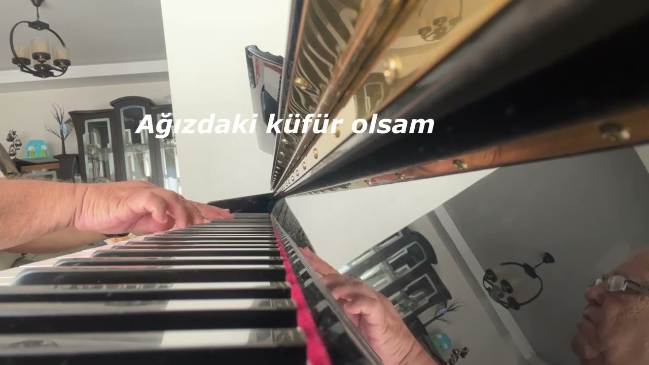 BENİMLE OYNAR MISIN