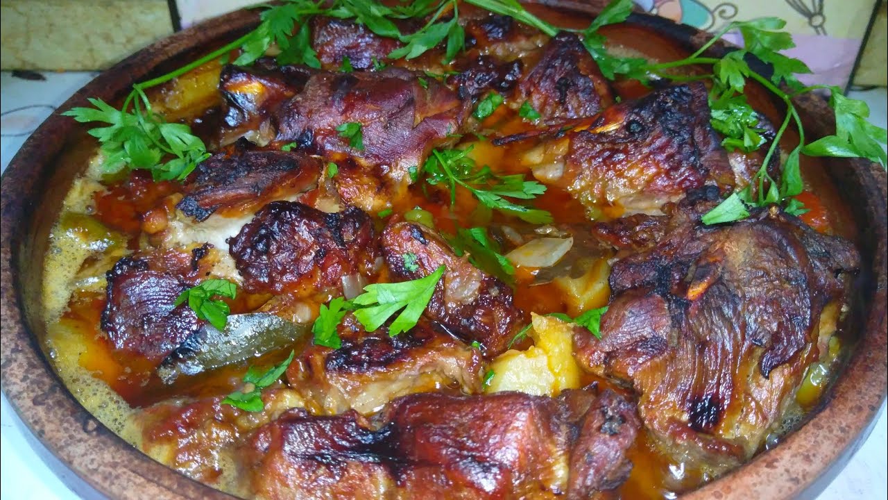طريقة عمل طاجن ورك ديك رومى مقطع مع الخضار فى الفرن طريقه رووعه وجديده وسهله جداا والطعم حكاااايه👌😋