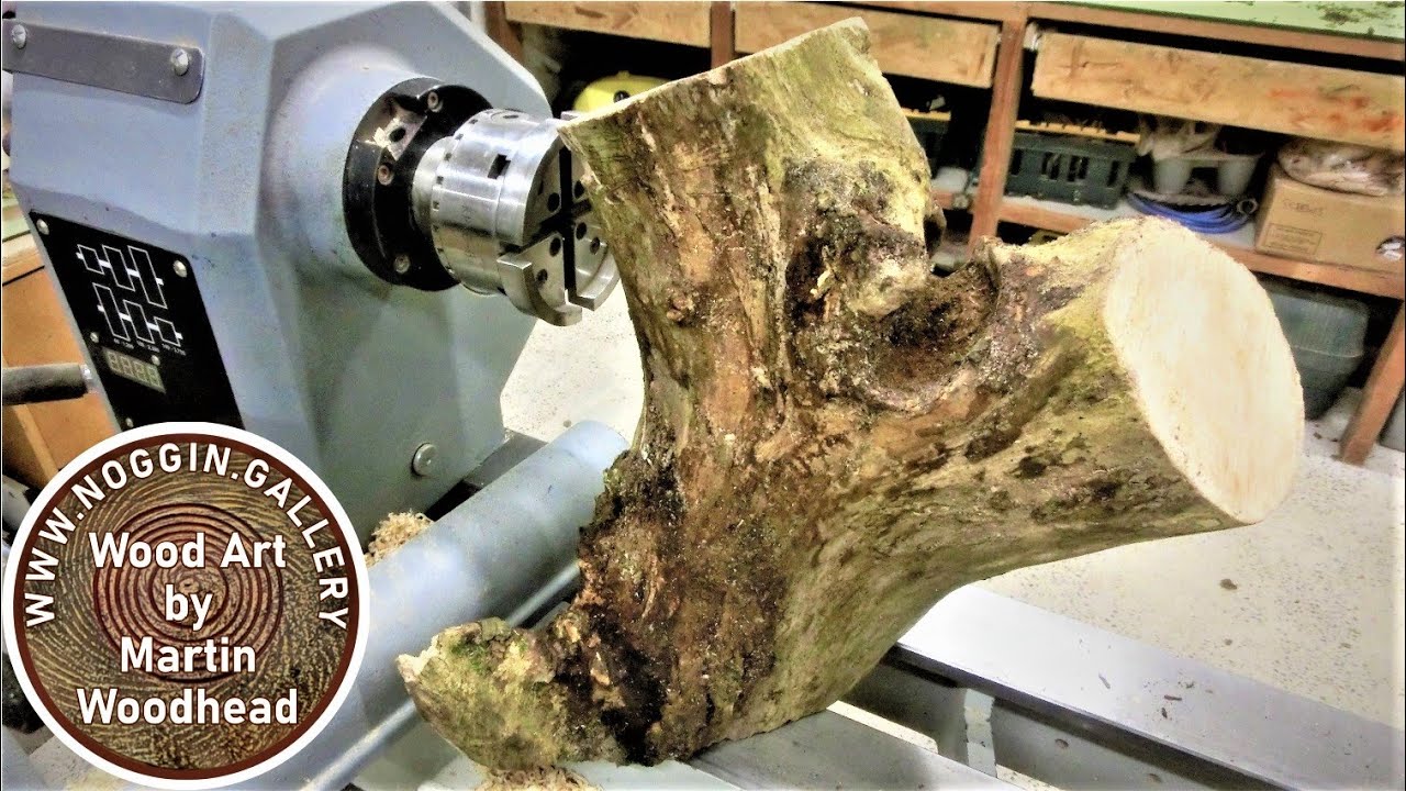 Woodturning - Crotch bowl