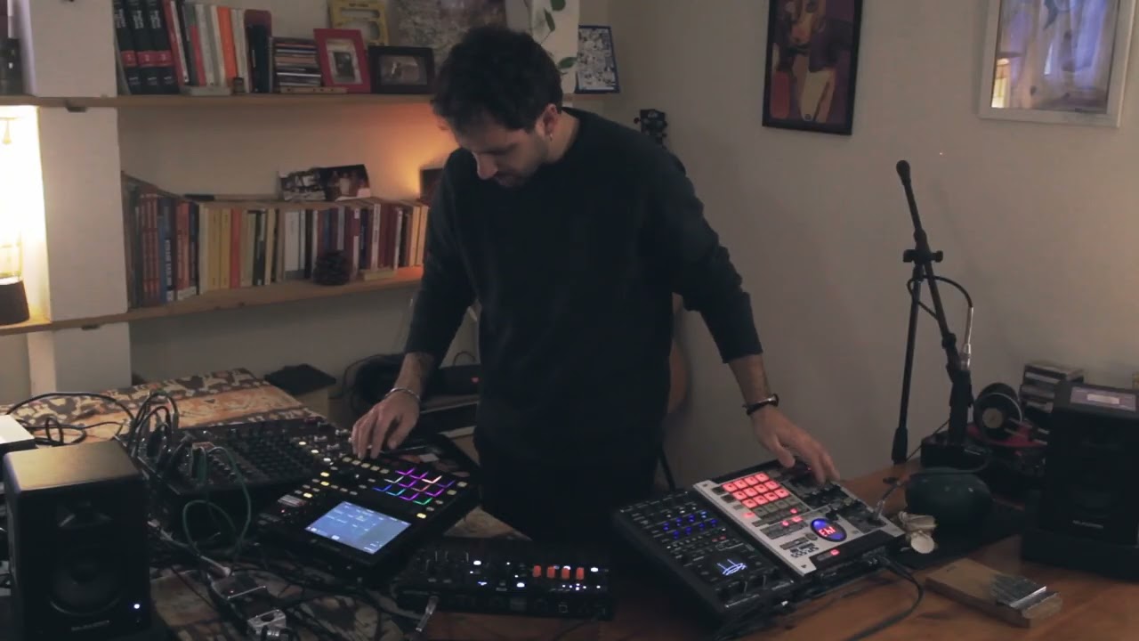Angus Bit - He [ Live Home Recording ]