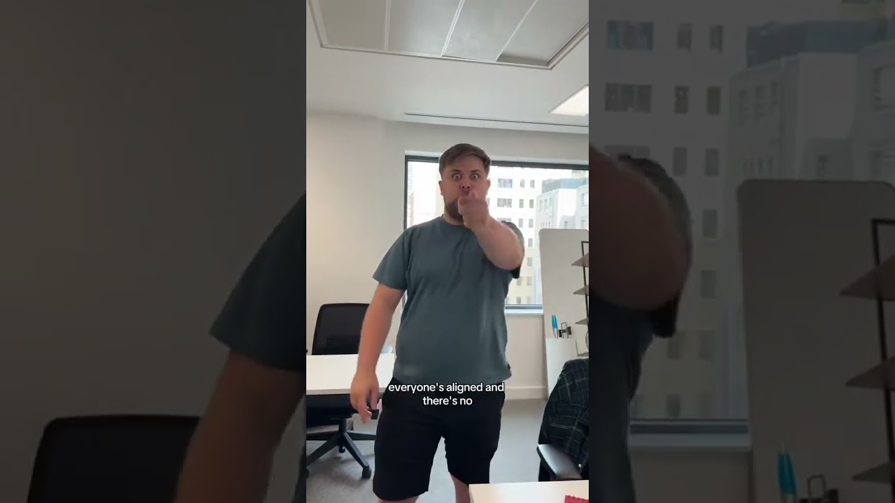 POV: you work in digital marketing  #socialmanager #comedy #digitalmarketing