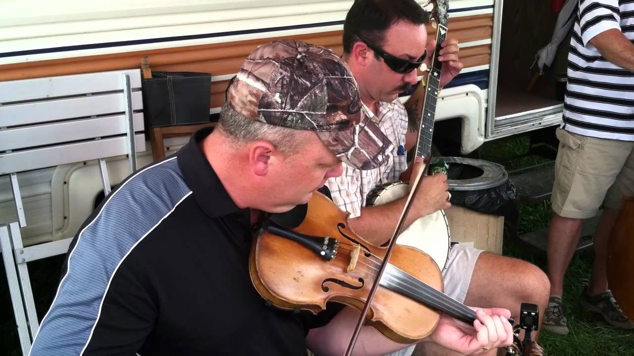 Eddie Bond: Fly Around My Pretty Little Miss