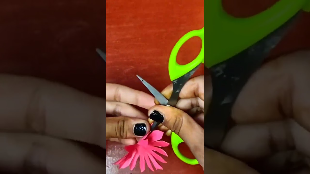 DIy make a paper flower @CraftgirlAnchal #craftingislife #craftingfantastic #ilovecrafting