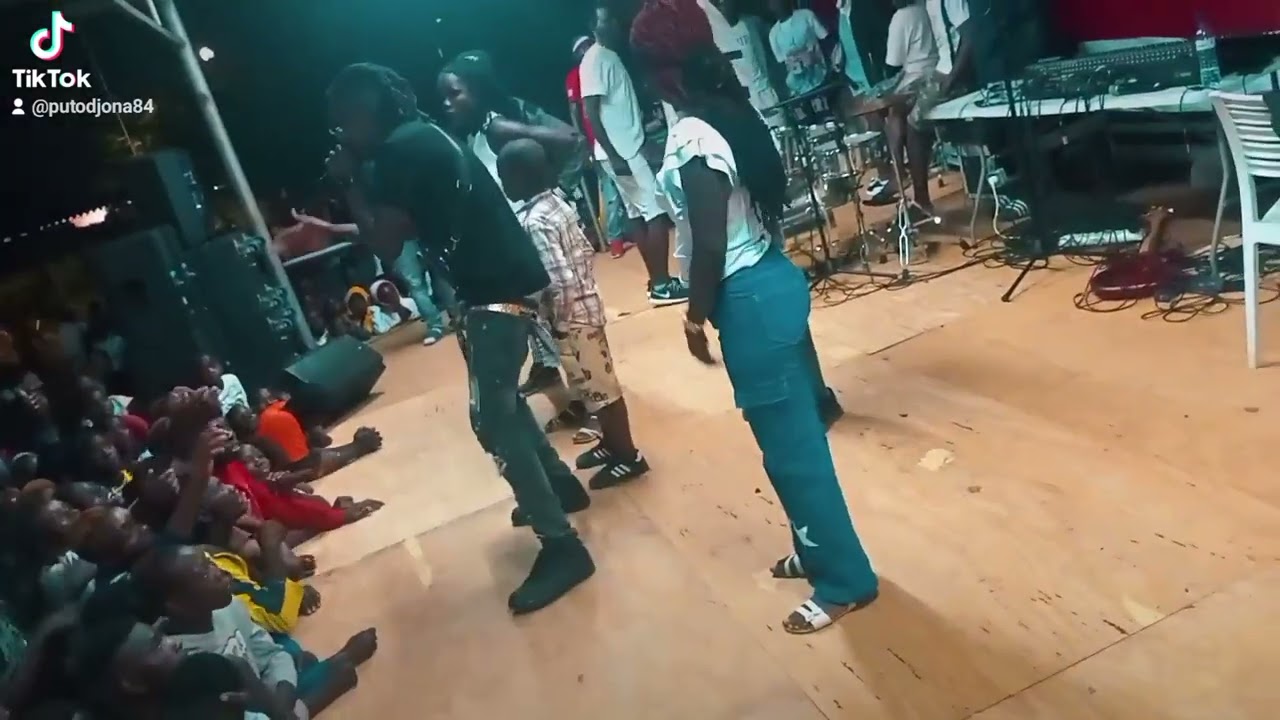Show em songo Puto Djona 