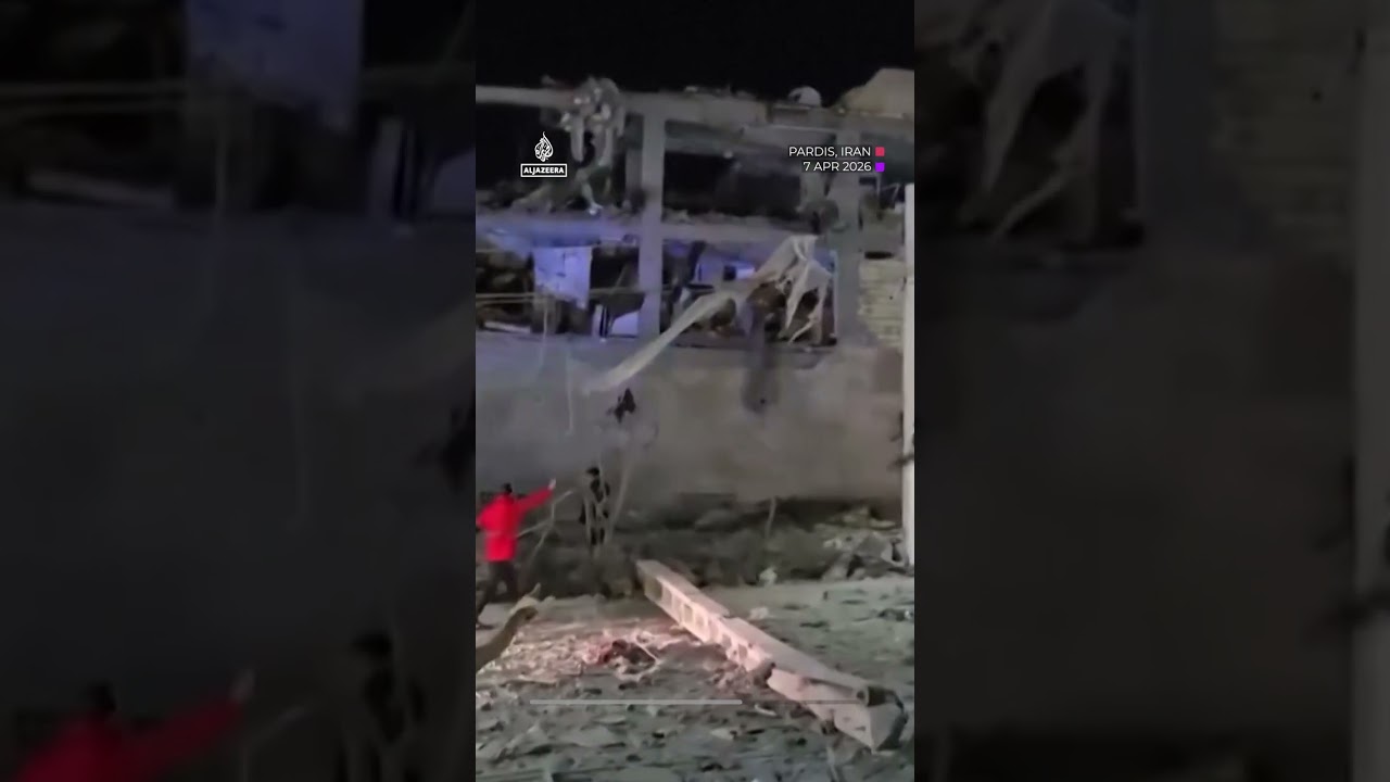 US-Israeli strikes destroy buildings in northern Iran