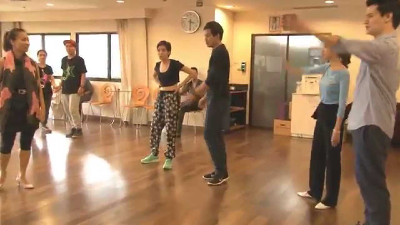 ตะลุยกองถ่าย - นางสาวทองสร้อย (ปอ+จ๊ะ ซ้อมเต้นรำ) 24/11/57