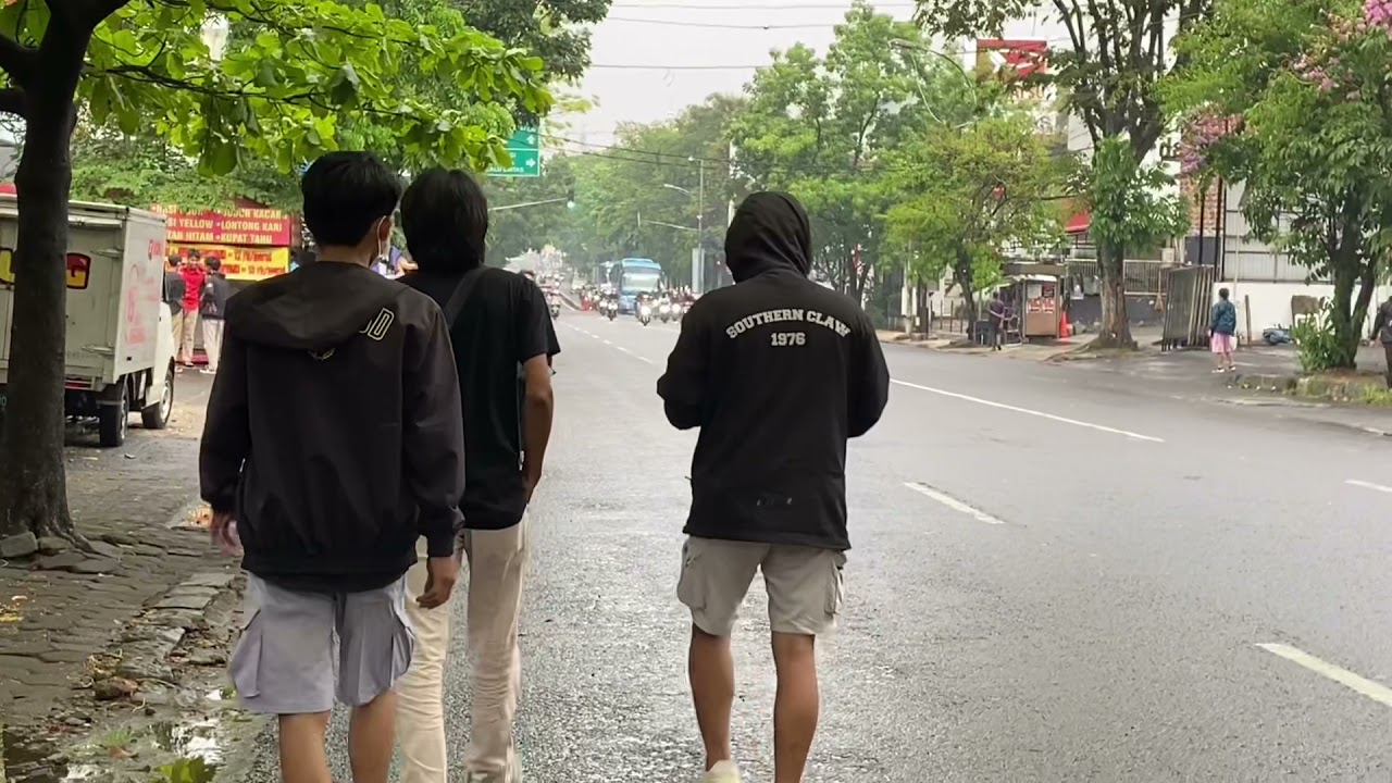 SLEMAN FANS BERTOLAK KEBANDUNG #SlemanFans #MarcoOut #DejanOut