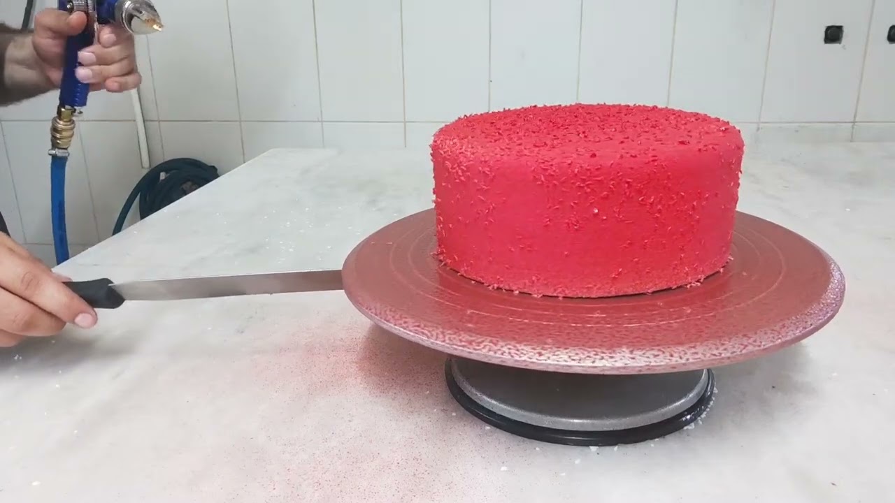 chef Harun REŞİT TATLI ustamdan.  püskürtme. çikolata tarifi