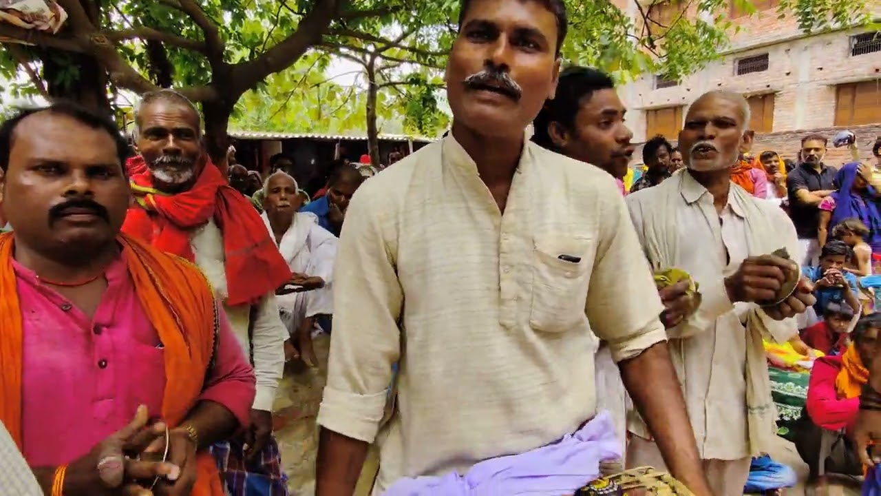 sagarpali vana pakdi Kali Mandir pe bhakton ki manokamna pura hone par laye pakhavaj nach