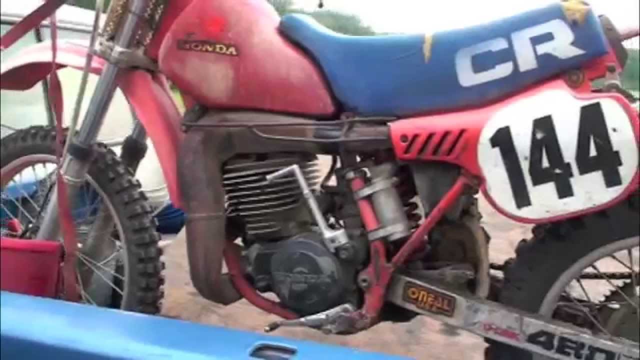 Vintage Dirt Bikes & 1983 AMC Eagle 4x4 Car
