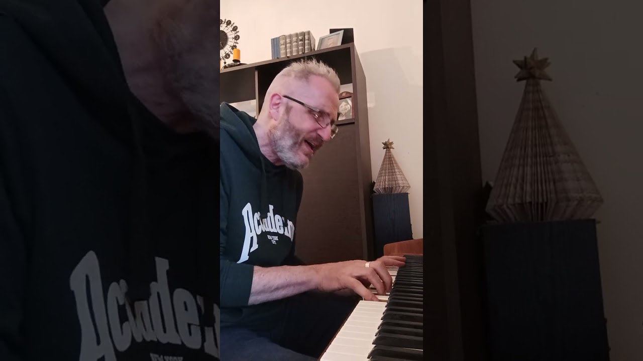 Francesco, Piano Bar, di Francesco De Gregori