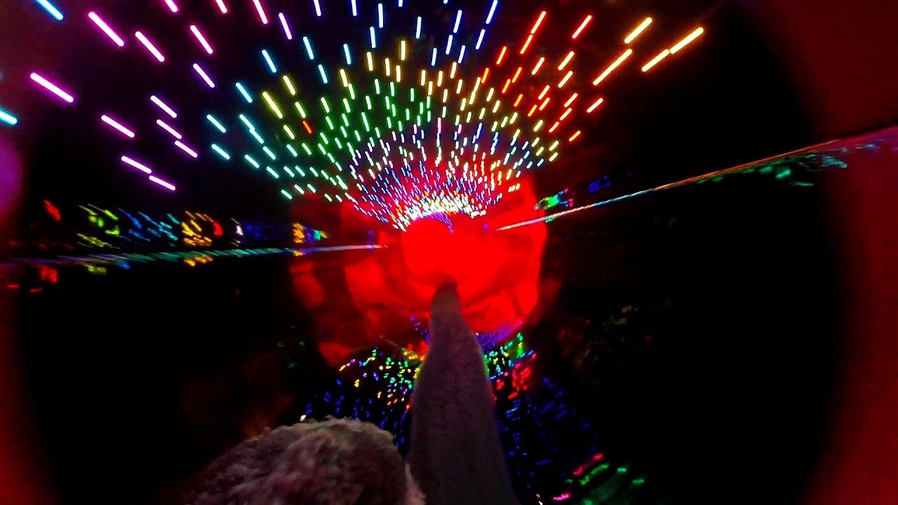 Sky Drive :: rote Reifenrutsche | Aqualand Moravia Pasohlávky