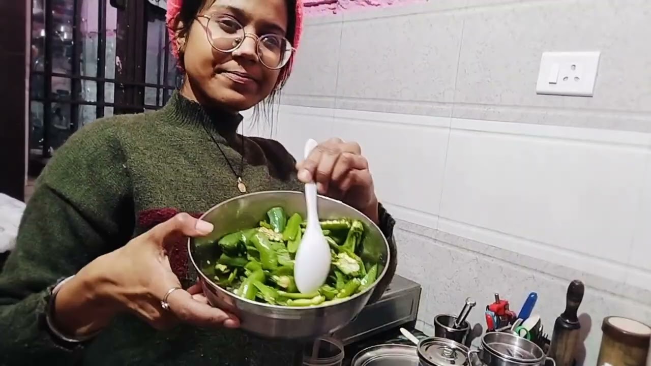 इससे पहले सर्दियां ख़त्म हो अचार बना लूं 