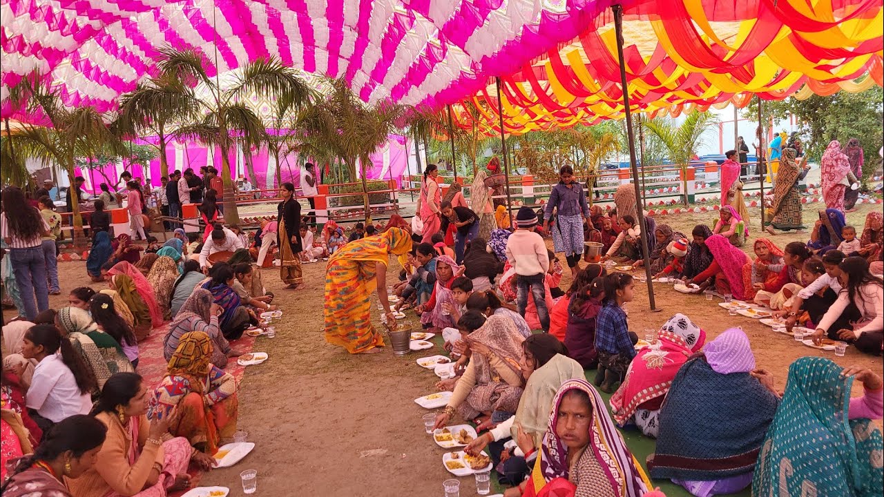 Puraini Sarila Hamirpur:- संत सम्मेलन समारोह कार्यक्रम संपन्न हुआ। 