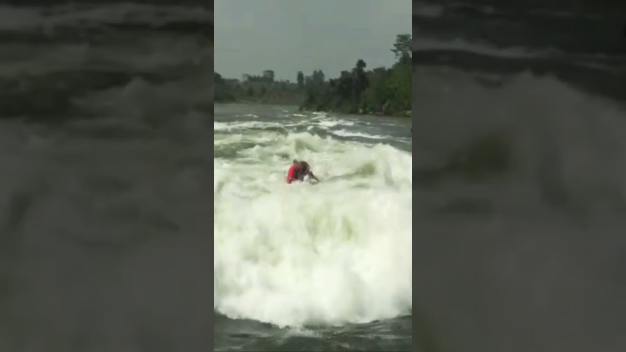 Tandem kayaking. No experience needed.
