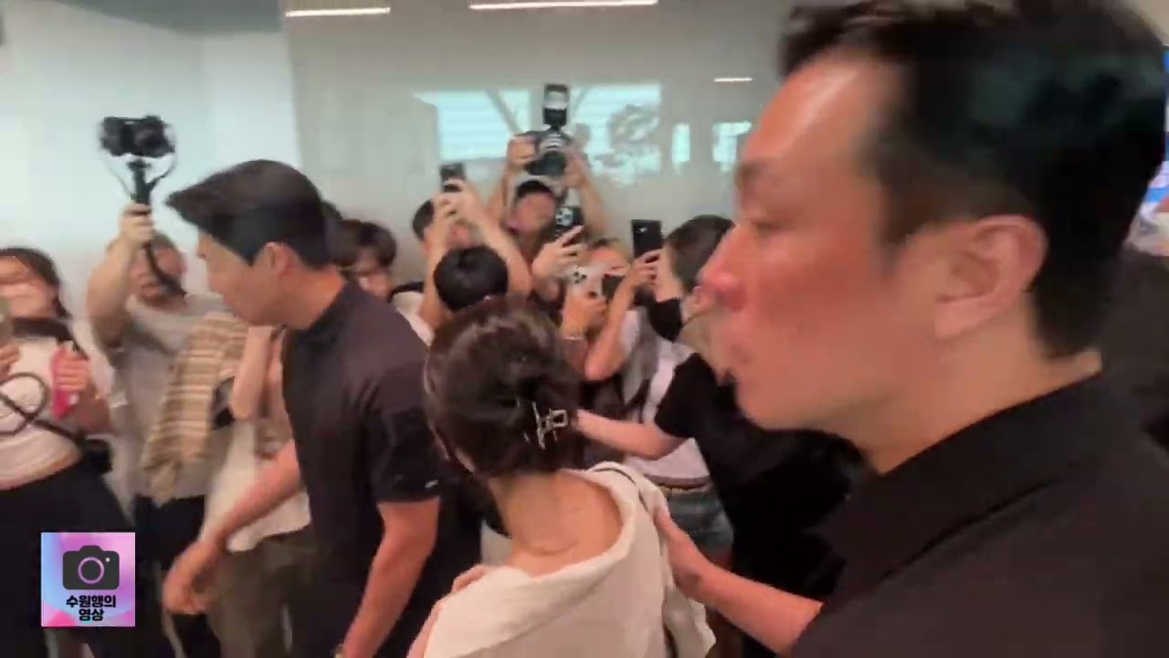 240606 아이유(IU) 인천공항 출국 | ICN AIRPORT DEPARTURES
