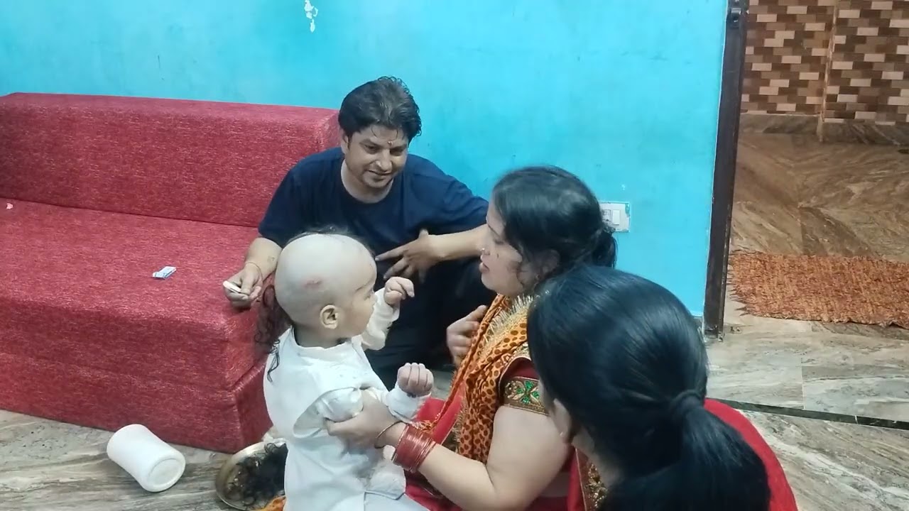Baby ka Mundan.... #baby ro ro ke halat Hui kharab 