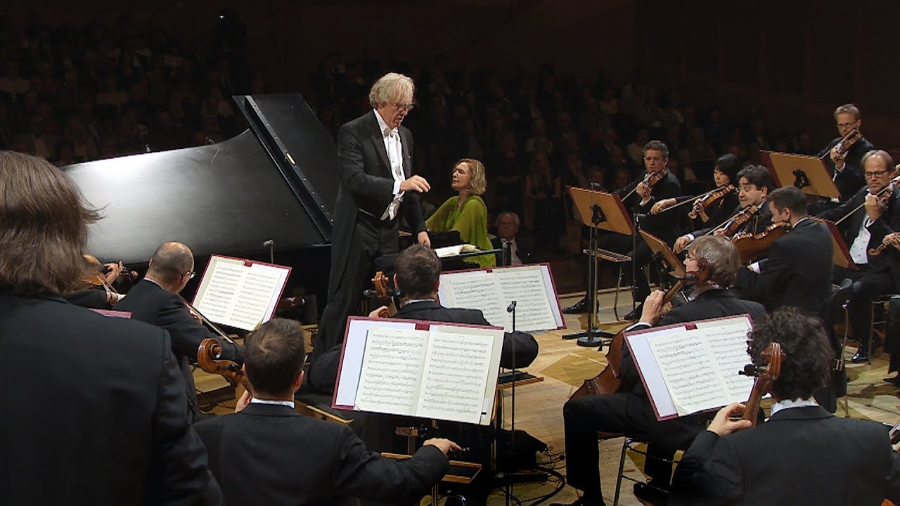 Margarita Höhenrieder: Beethoven Piano Concerto No. 4