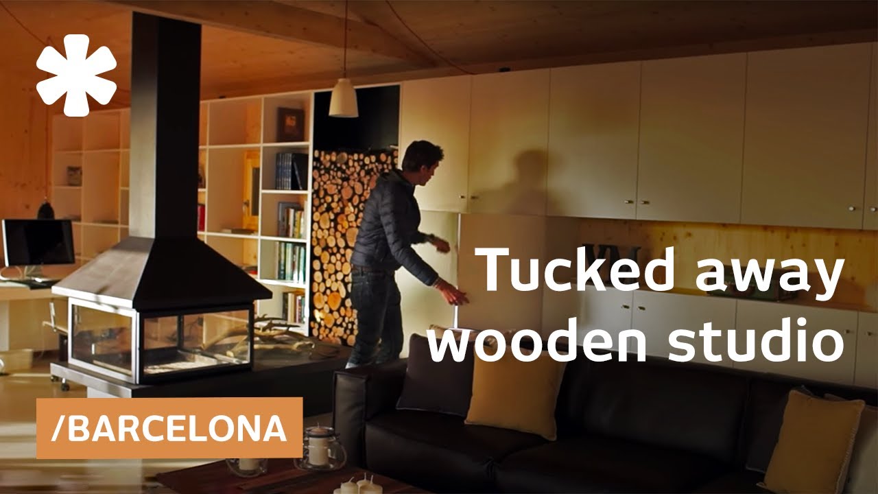 Small wooden studio tucked away in calm forest near Barcelona