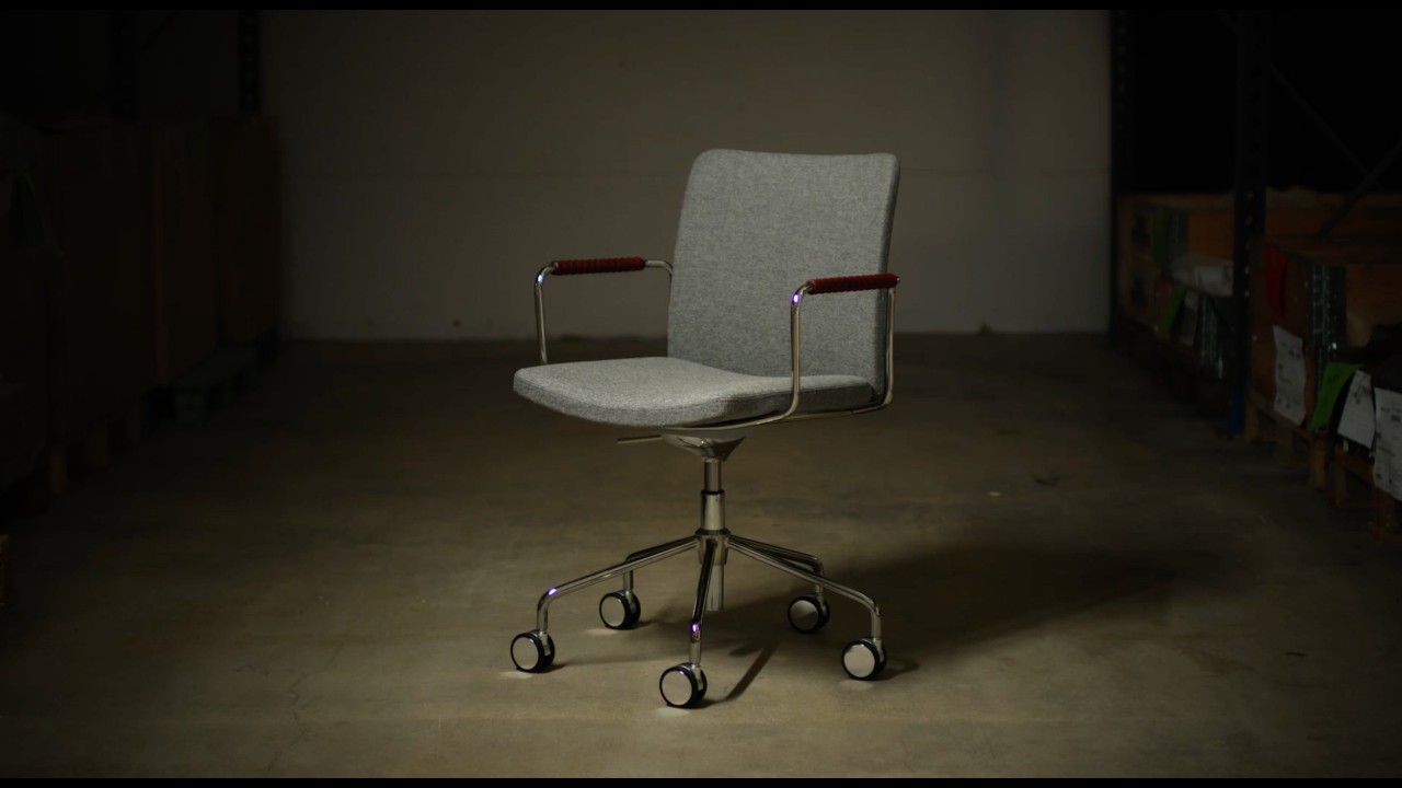 The making of Stella armchair